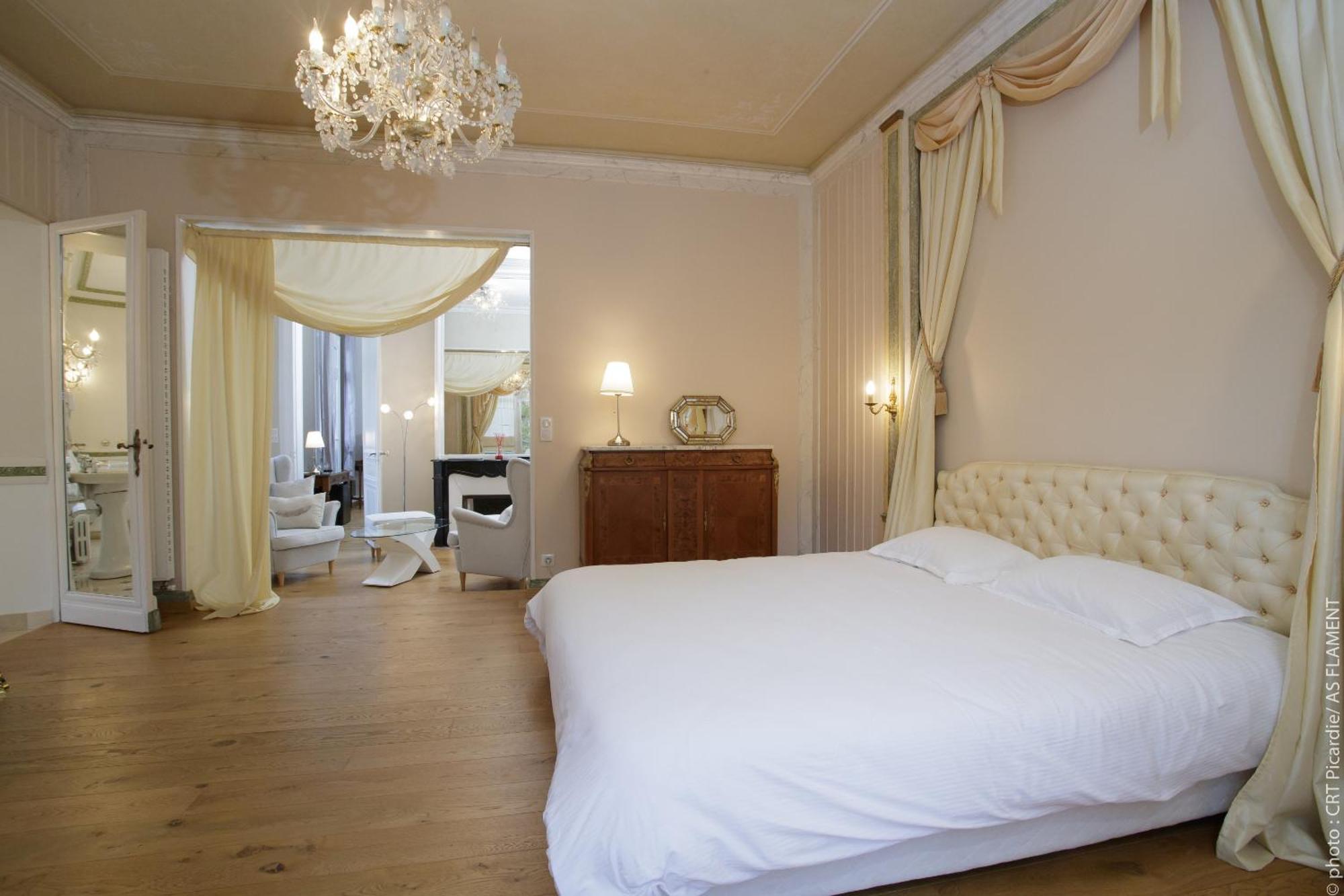 Château De Breuil Bed & Breakfast Bruyeres-et-Montberault Phòng bức ảnh